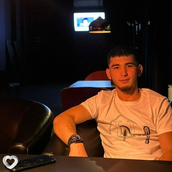 Руслан Адилжанов, 30, Бийске — анкета №887026