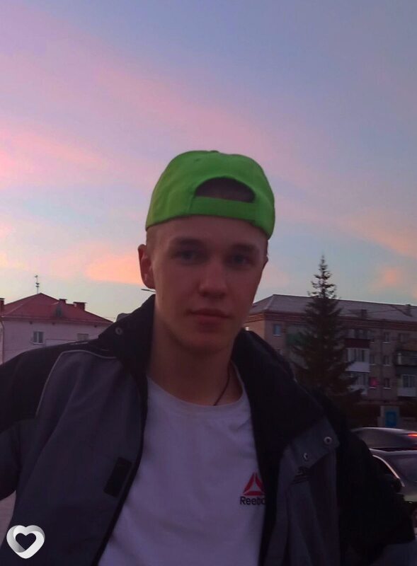 Александр, 21, Москве — анкета №887319