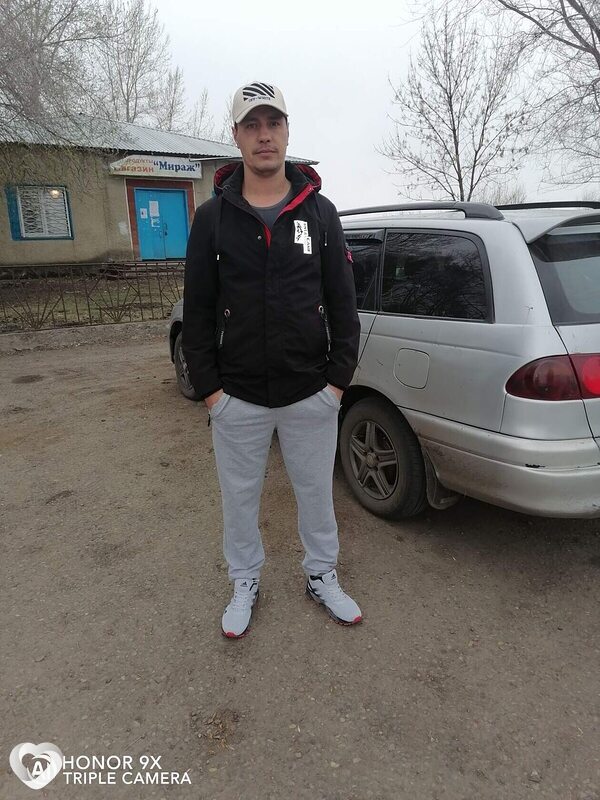 Антон, 35, Белокурихе — анкета №887224