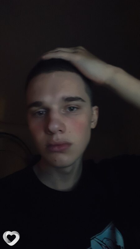 Виталя, 21, Санкт-Петербурге — анкета №887766