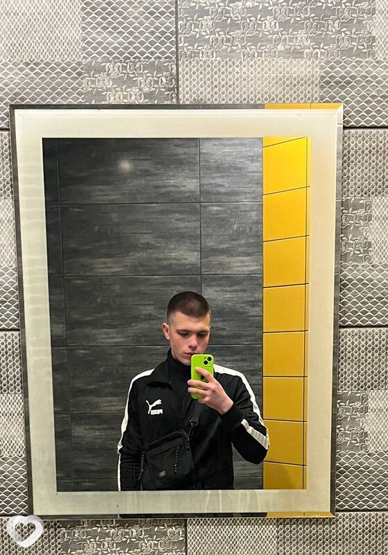 Рома, 21, Москве — анкета №887558