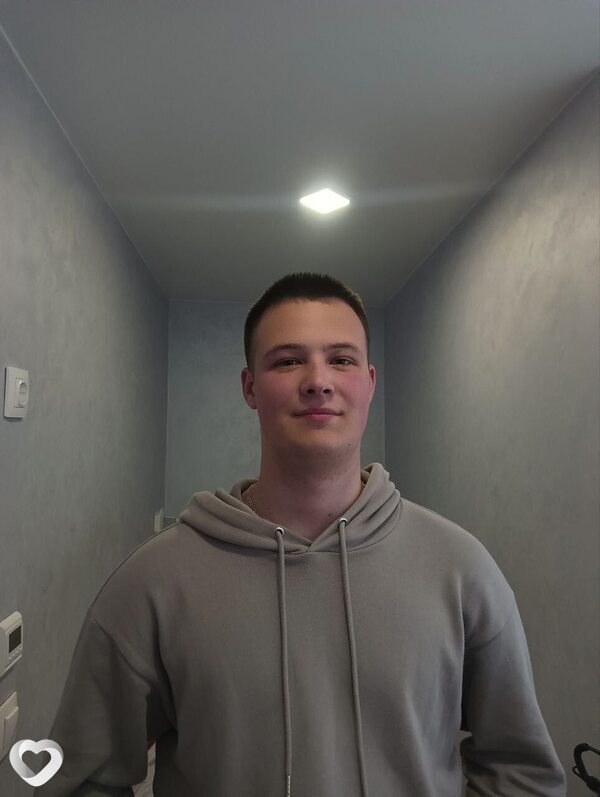 Кирилл, 22, Хабаровске — анкета №887942
