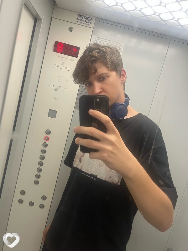 Егор, 21, Волгограде — анкета №887886