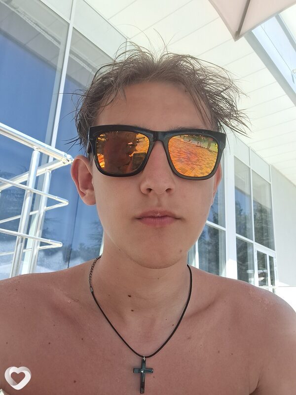 Дмитрий, 21, Москве — анкета №888404
