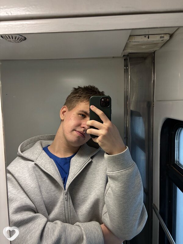 Макар, 21, Бресте — анкета №888552