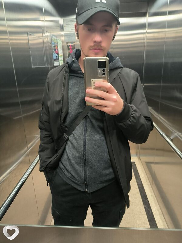 Захар, 28, Москве — анкета №888886