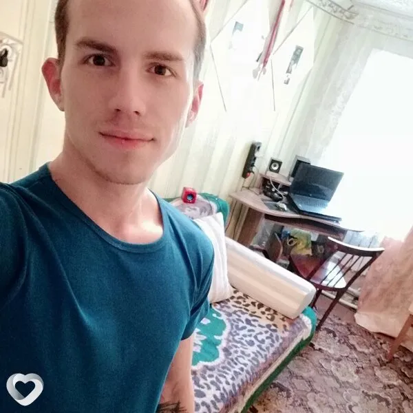 Олег, 32, Новоалтайске — анкета №889021