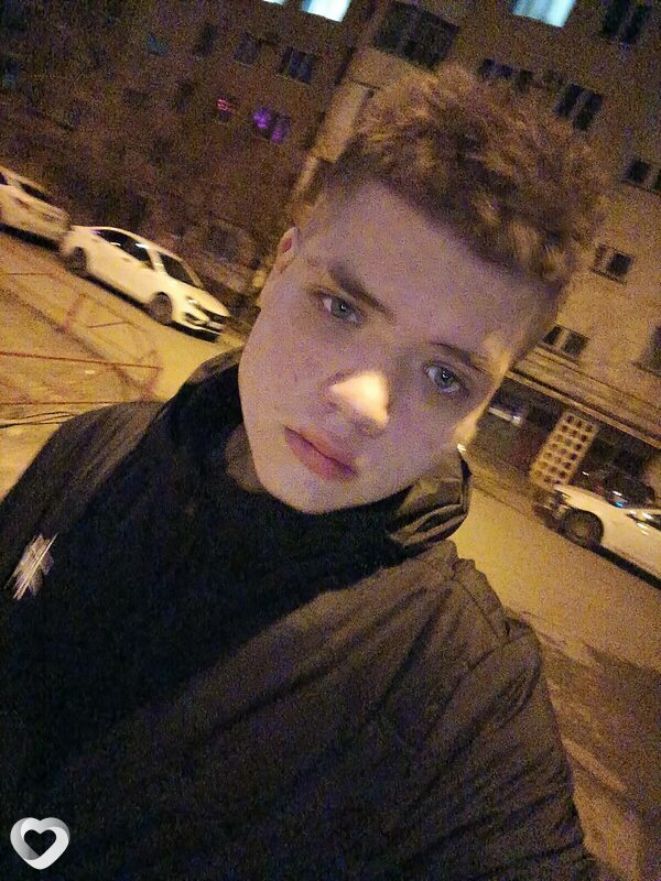 Коля, 19, Москве — анкета №888925