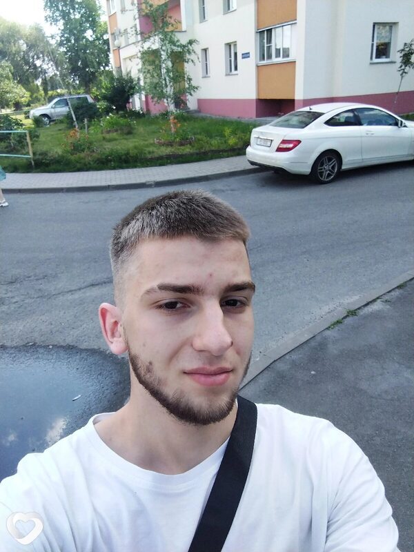 Лёха, 20, Гомеле — анкета №889550