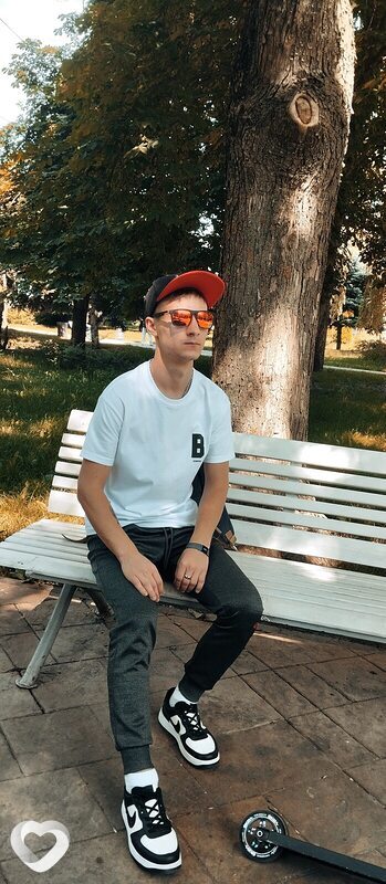 Макс, 26, Москве — анкета №890341