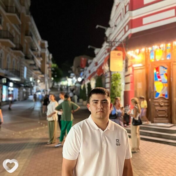 Расим, 23, Москве — анкета №890250