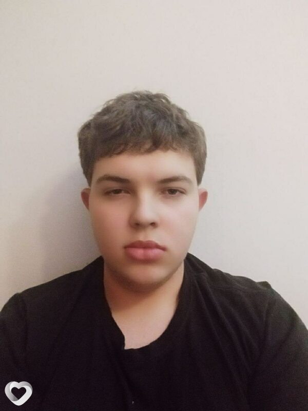 Михаил, 22, Москве — анкета №890813