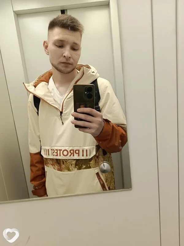 Дмитрий, 26, Барнауле — анкета №891360