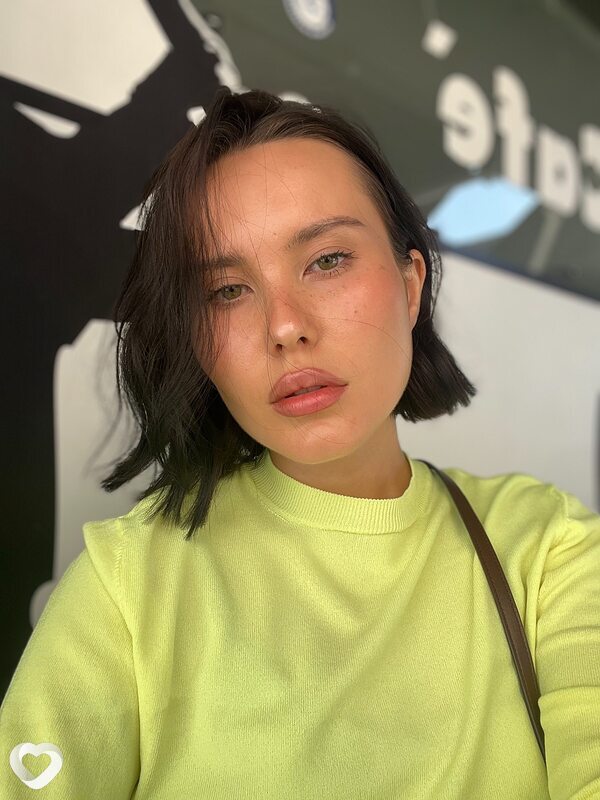 Карина, 21, Москве — анкета №891731