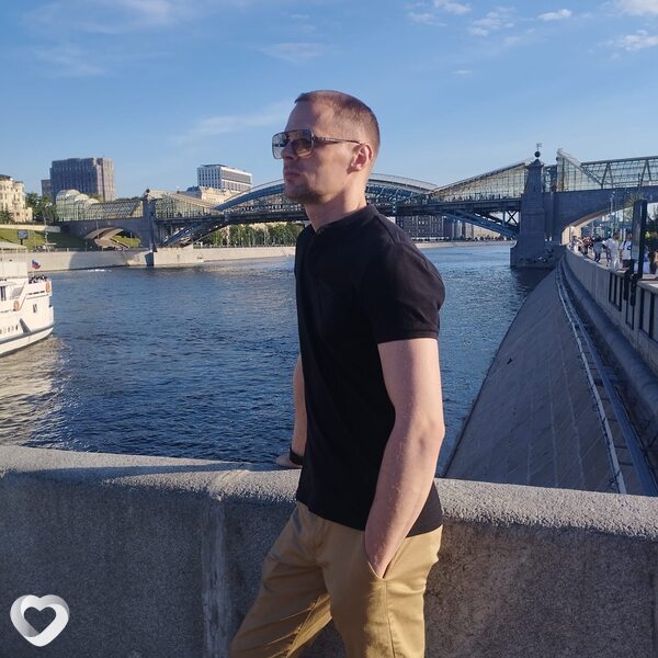 Максим, 34, Брянске — анкета №891579