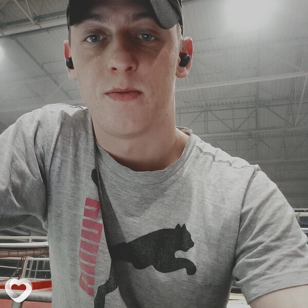 Denis, 28, Сморгони — анкета №892372