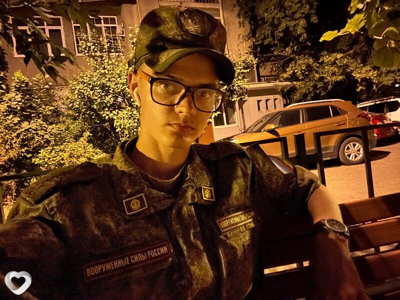 Дмитрий, 21, Краснодаре — анкета №892579