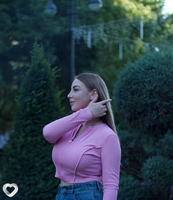 Марина, 23, Сочи — анкета №893630