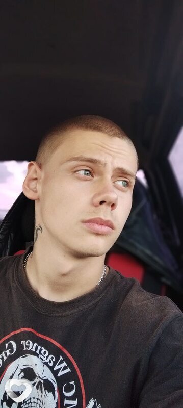 Кирилл, 21, Москве — анкета №893774