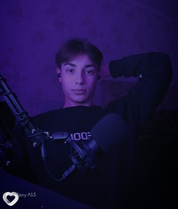 Станислав, 21, Набережных Челнах — анкета №893786
