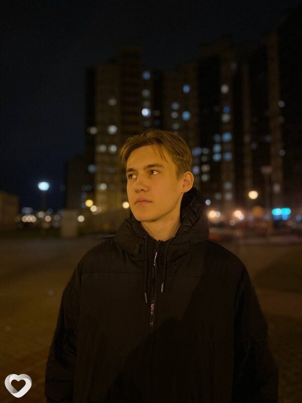 Артём, 22, Москве — анкета №894591