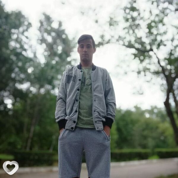 Алекс, 27, Кременчуге — анкета №894877