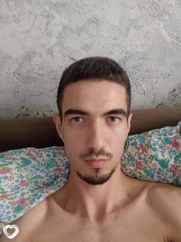 Алекс, 27, Кропоткине — анкета №895701