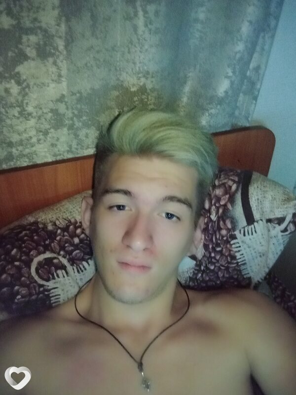 Никита, 21, Барнауле — анкета №895752