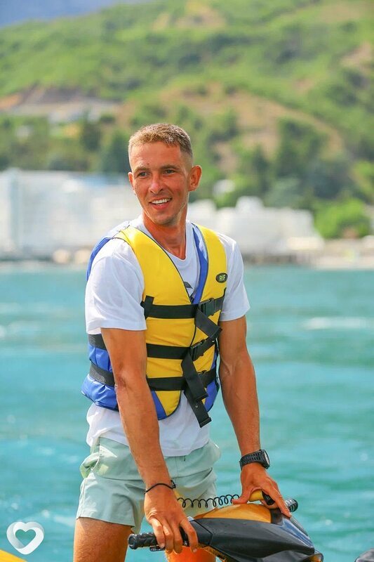 Владислав, 31, Алуште — анкета №895621