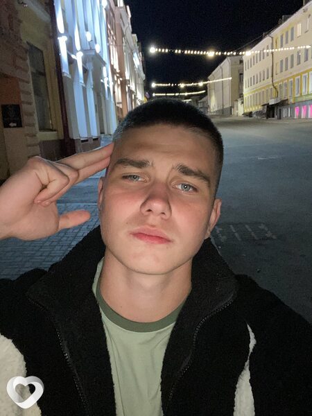 Алексей, 21, Москве — анкета №895636