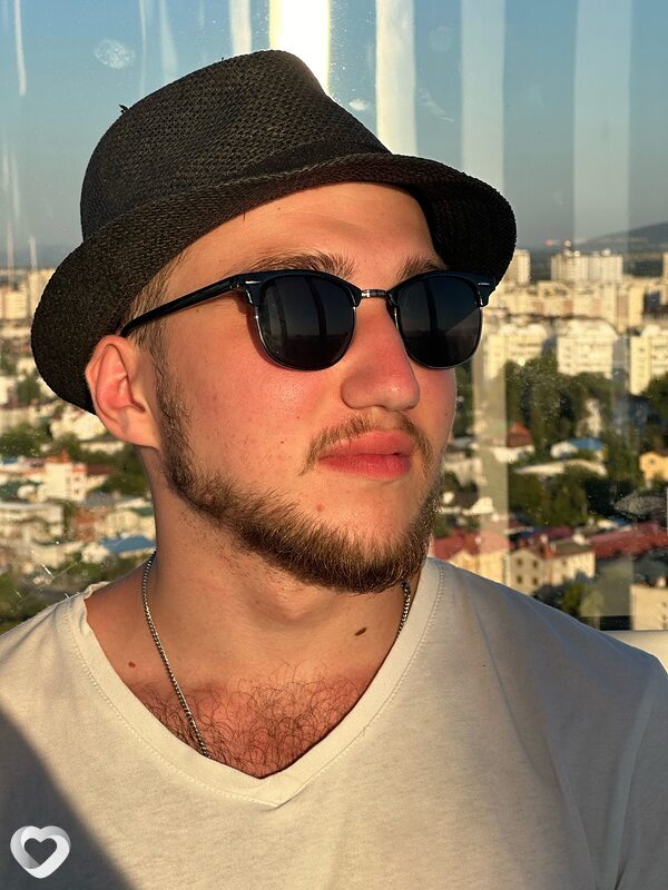 Сергей, 22, Саратове — анкета №896430