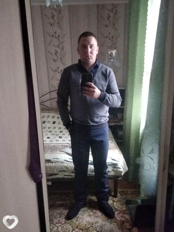 Антон, 27, Ушачах — анкета №896559