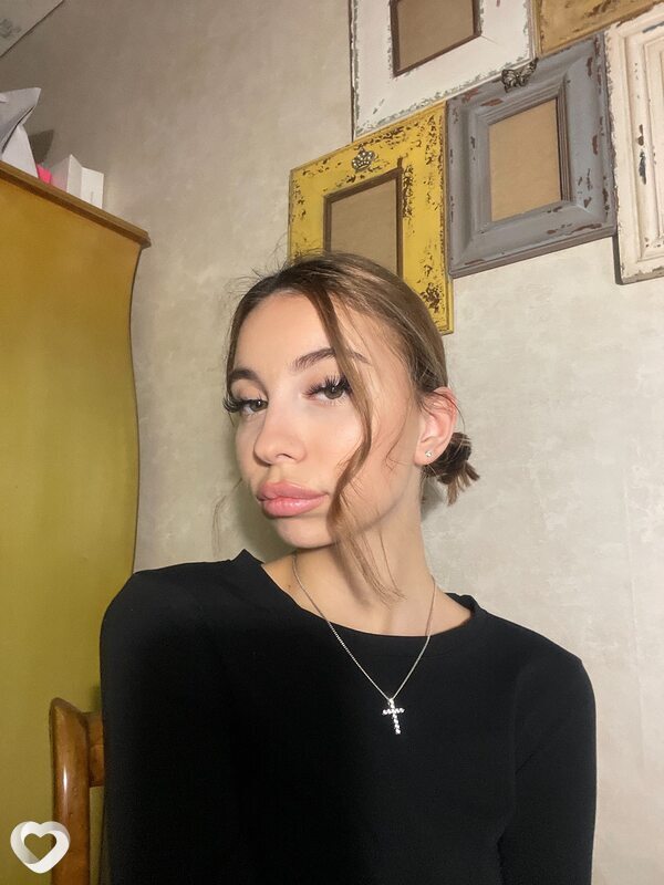 Карина, 21, Санкт-Петербурге — анкета №896641