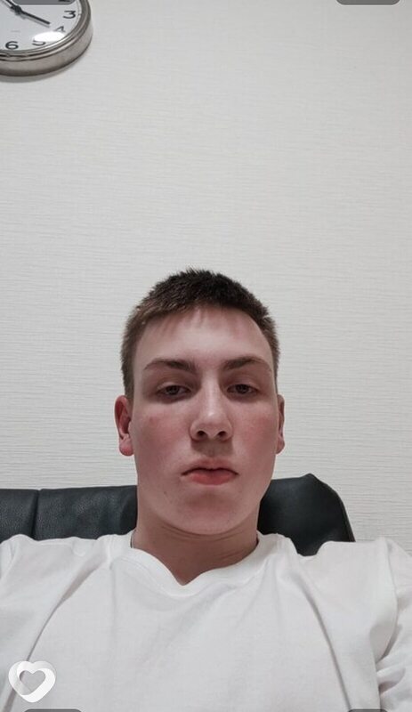 Михаил, 21, Москве — анкета №897668