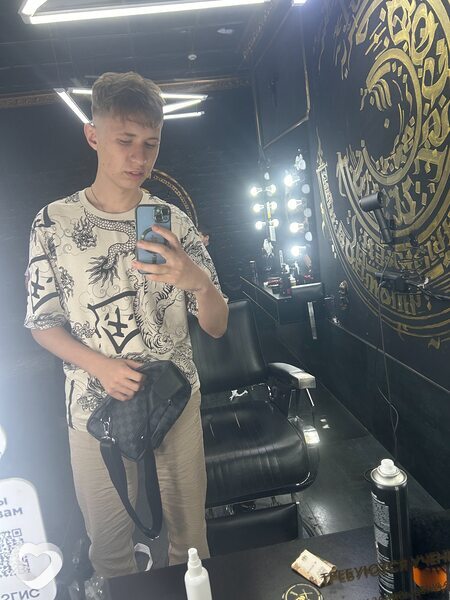Евгений, 21, Москве — анкета №897965