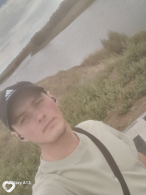 Кирилл, 28, Троицке — анкета №898423