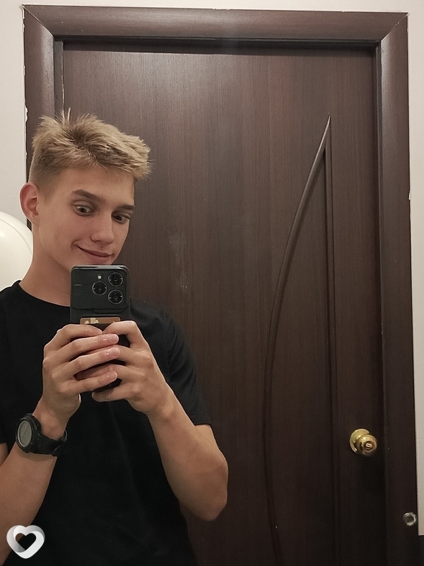 Владимир, 21, Ярославле — анкета №898676