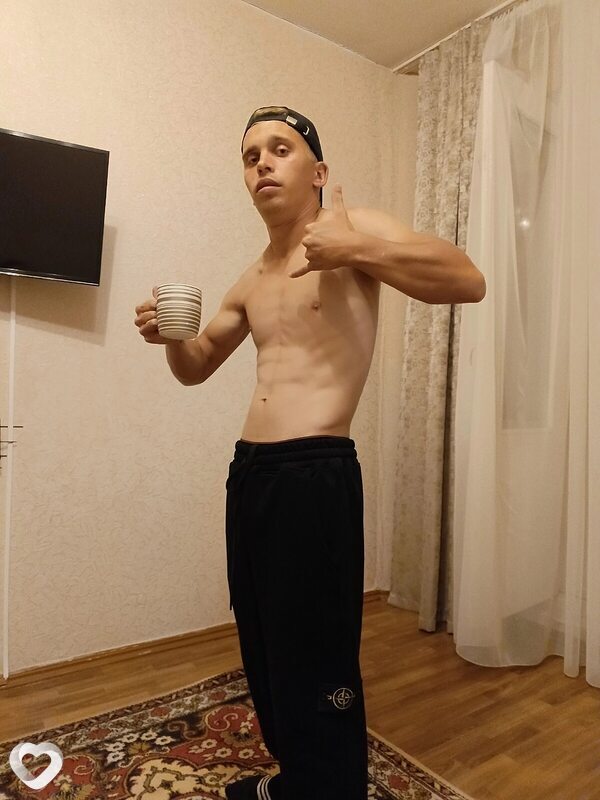 Денис, 27, Орёл — анкета №898730