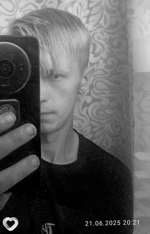 Николай, 25, Минусинске — анкета №898869