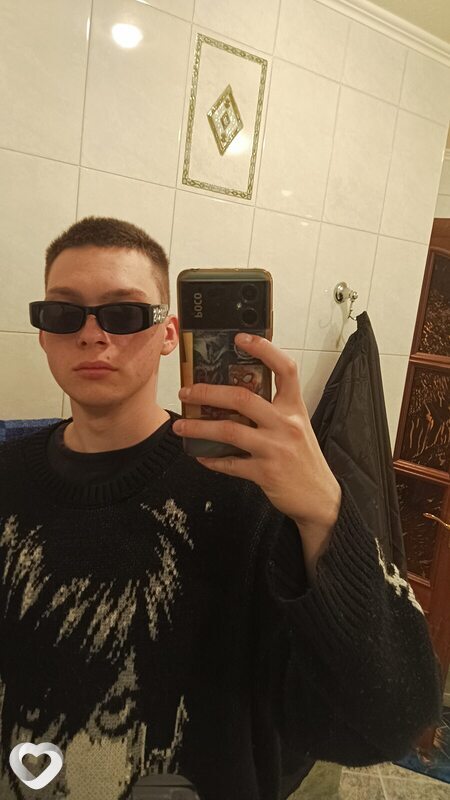 Максон, 23, Москве — анкета №898877