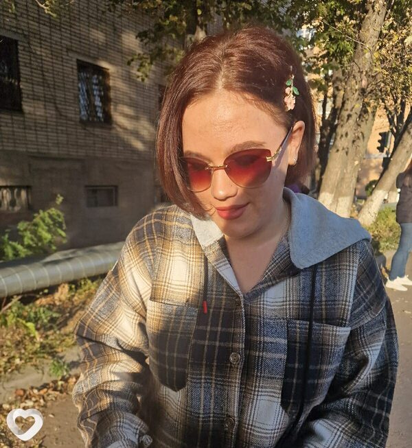 Алёна, 23, Москве — анкета №899052
