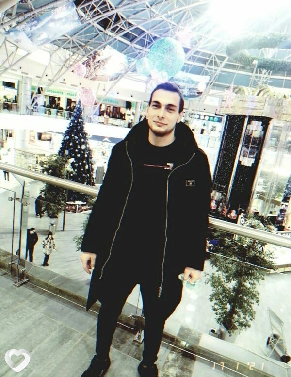 Алик, 28, Москве — анкета №899378