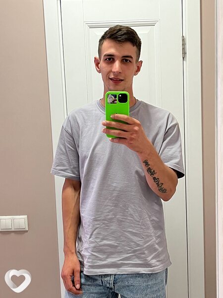 Денис, 27, Москве — анкета №899676