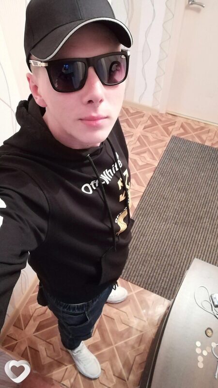Артём, 27, Москве — анкета №899730