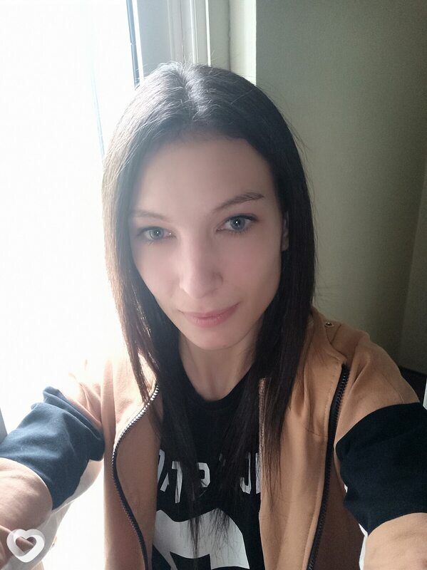 Алёна, 27, Уссурийске — анкета №900134