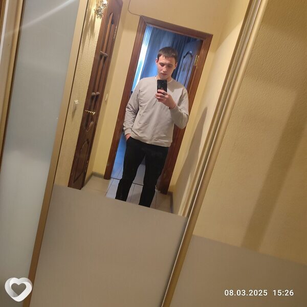 Артур, 26, Москве — анкета №900211