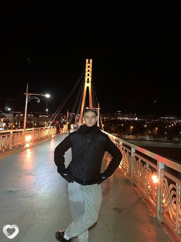 Кирилл, 21, Москве — анкета №900223