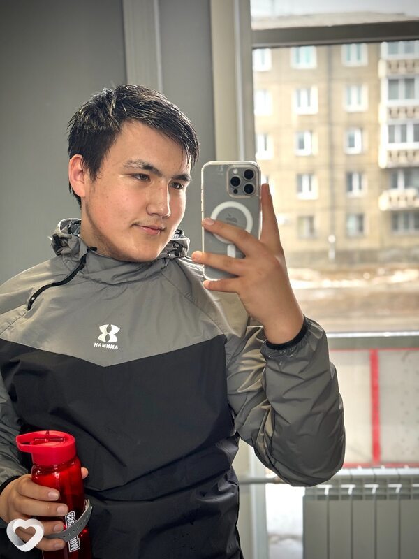 Шерзод, 20, Ангарске — анкета №900292