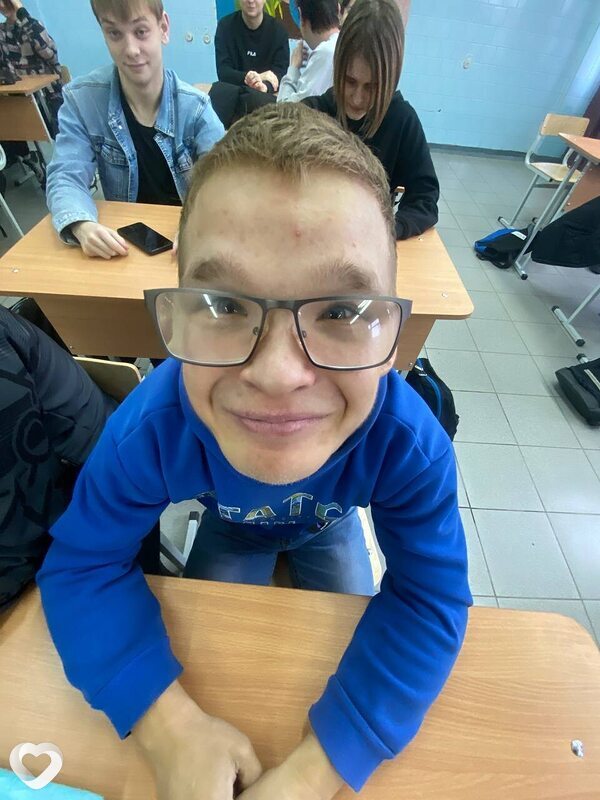 Иван, 21, Кургане — анкета №900303