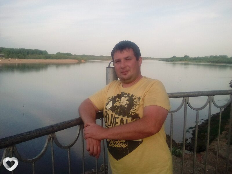 Олег, 40, Кирове — анкета №900254